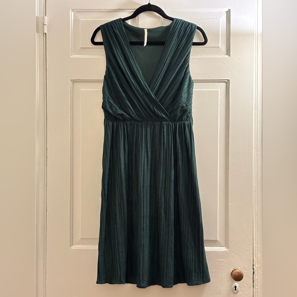 NWOT Spicysugar Faux Suede Surplice Sleeveless Pleated Dress, size 8